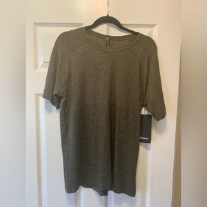 NWT Men's Lululemon Metal Vent Tech Short Sleeve Shirt 2.0 SIZE Large